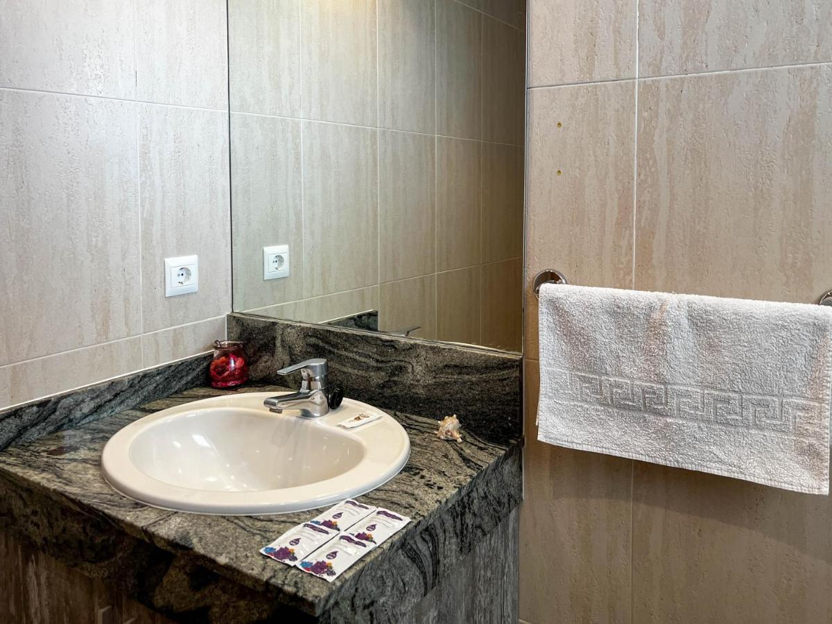 Apartment Aloha Playa Malaga Беналмадена Екстериор снимка
